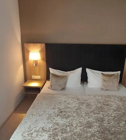 Am Schillergarten 公寓