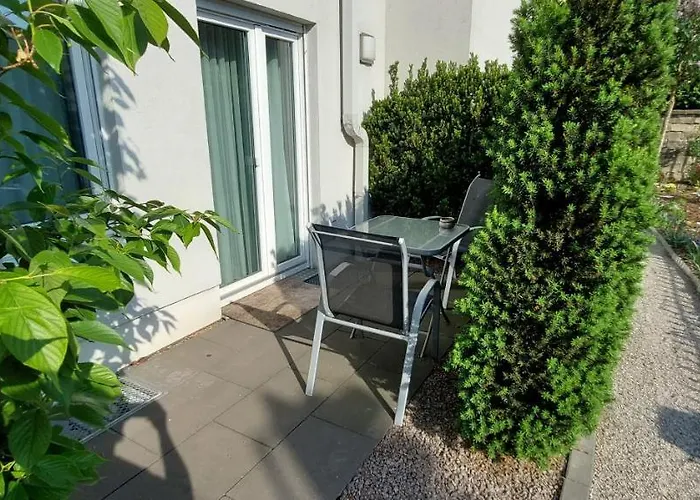 Apartment Am Schillergarten *